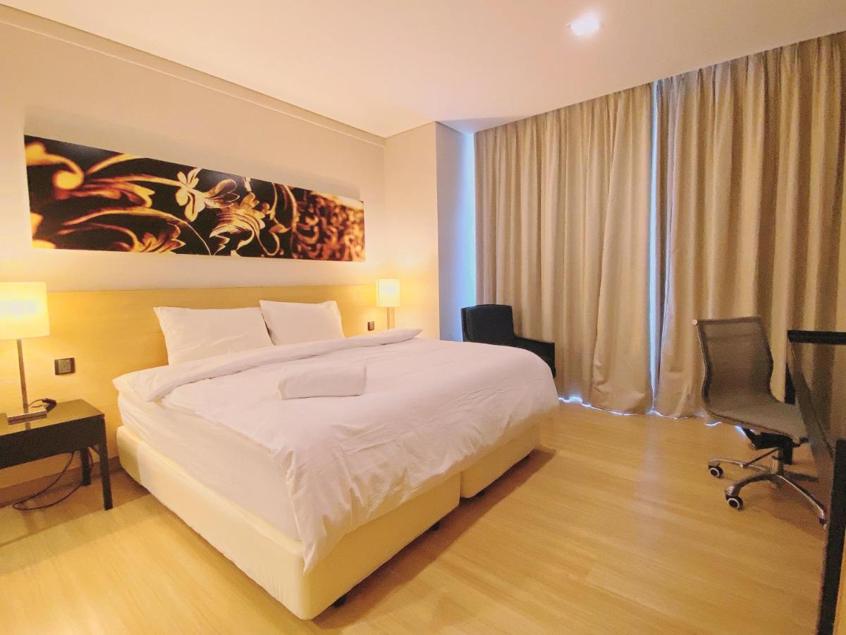 Straits Suite By C Homestay Malacca Exterior photo