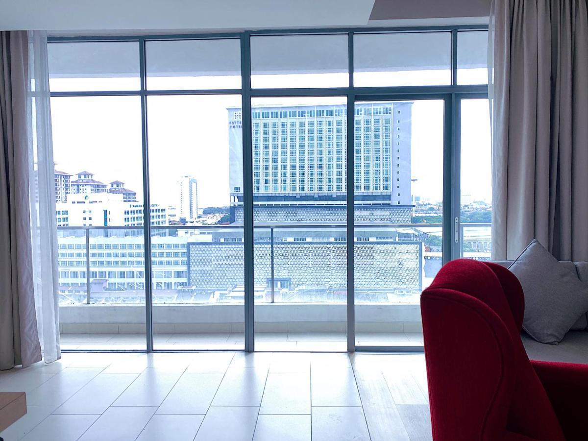 Straits Suite By C Homestay Malacca Exterior photo
